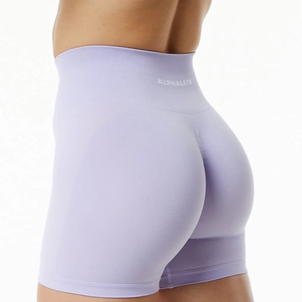 Alphalete Shorts Misty Lilac - Small